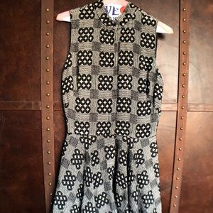 Cute cropped embroidered mini dress with cut outs